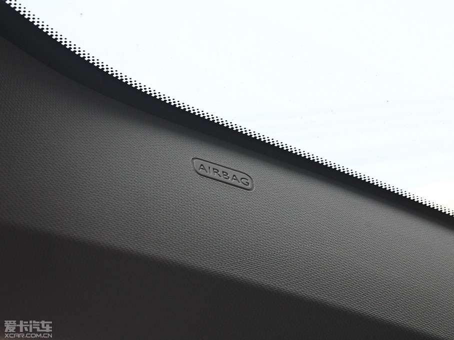 2013ѩFC4L 1.8L ԄӄY