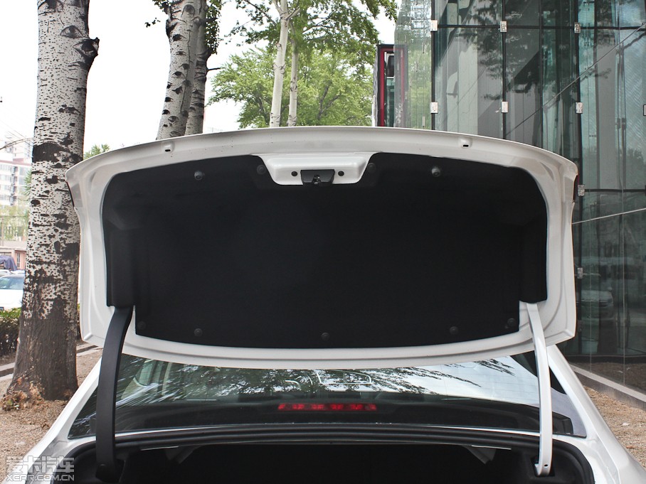 2013ѩFC4L 1.8L ԄӄY