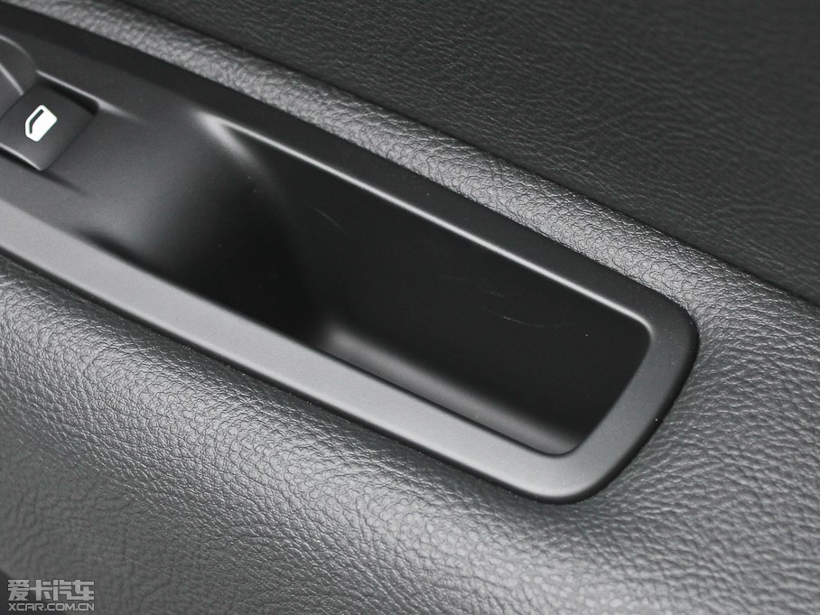 2013ѩFC4L 1.8L ԄӄY