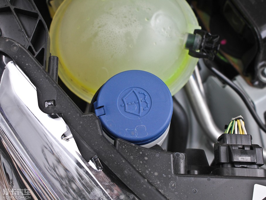 2013ѩFC4L 1.8L ԄӄY