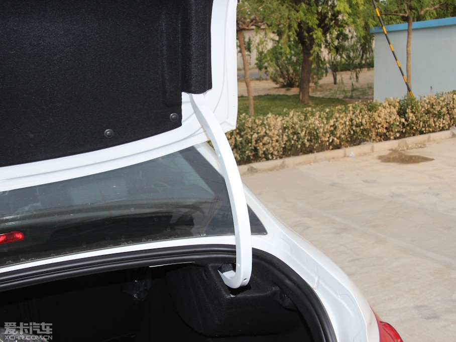 2013ѩFC4L 1.8L Ԅӄǰ