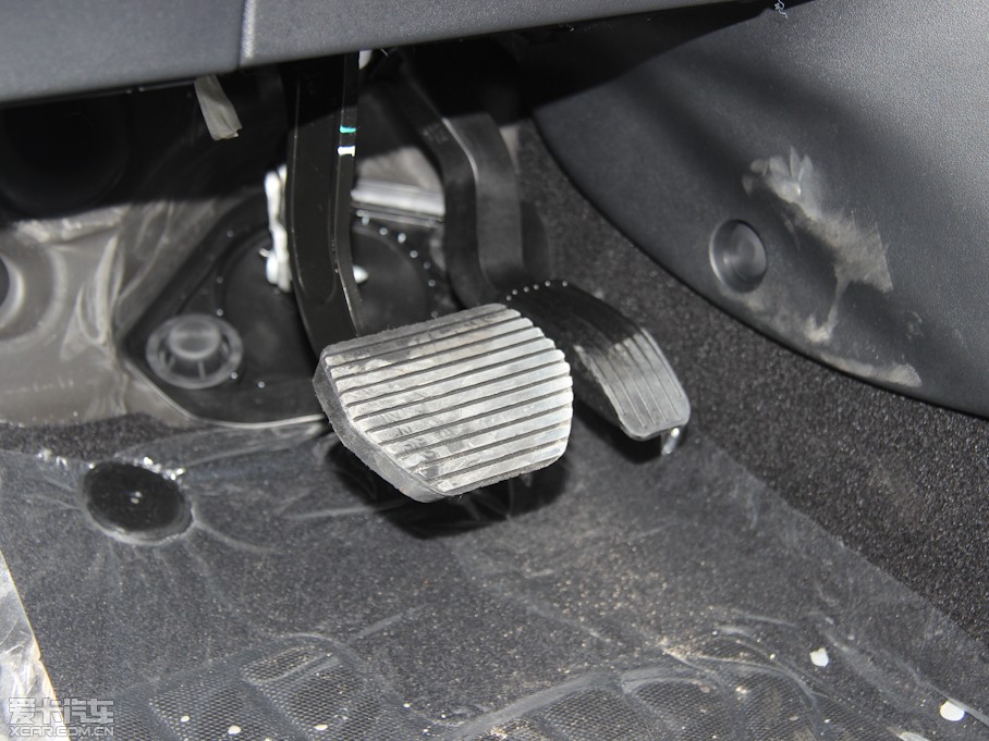 2013ѩFC4L 1.8L Ԅӄǰ