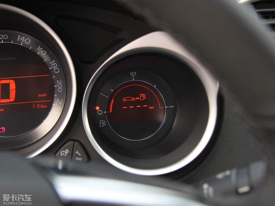 2013ѩFC4L 1.8L Ԅӄǰ