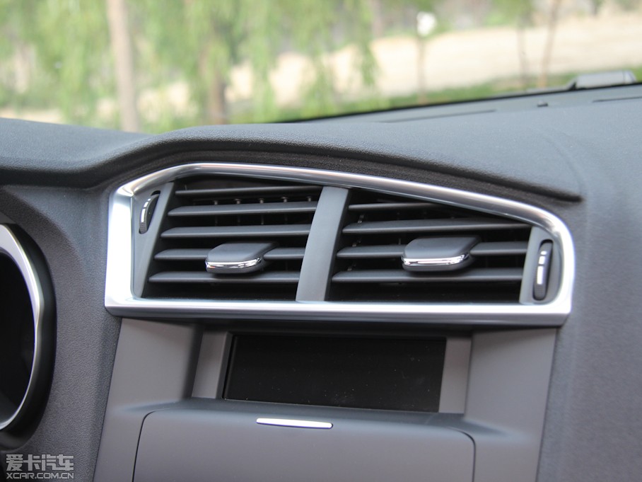 2013ѩFC4L 1.8L Ԅӄǰ