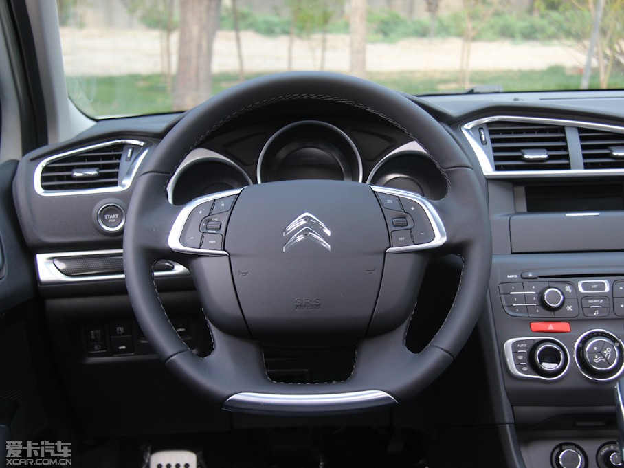 2013ѩFC4L 1.8L Ԅӄǰ