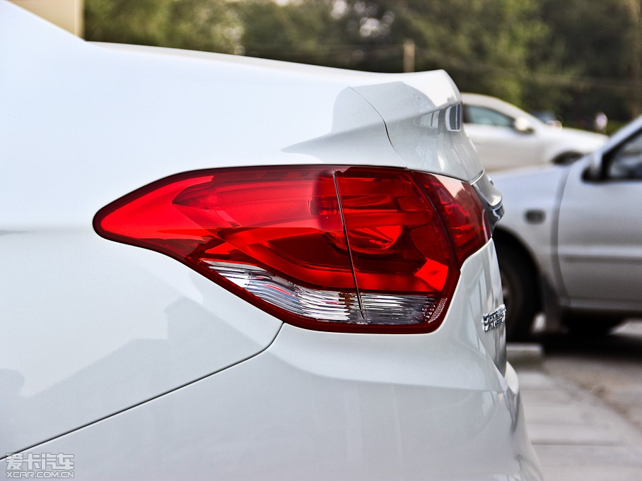 2013ѩFC4L 1.6L քӄ