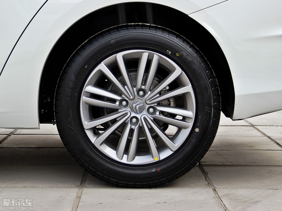 2013ѩFC4L 1.6L քӄ