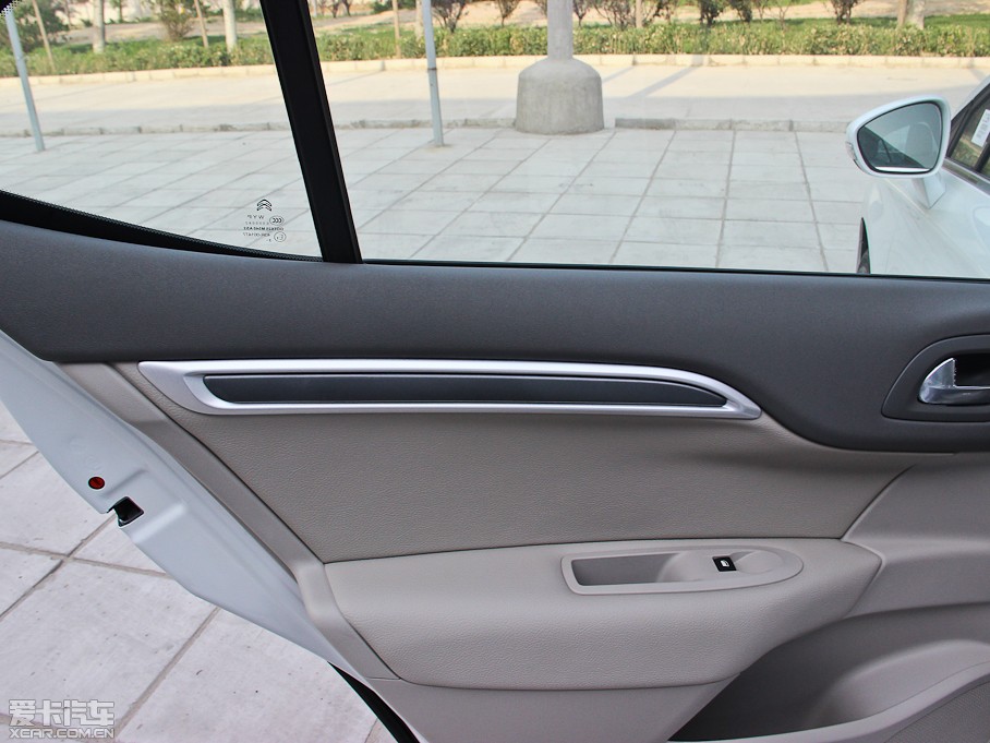 2013ѩFC4L 1.6L քӄ