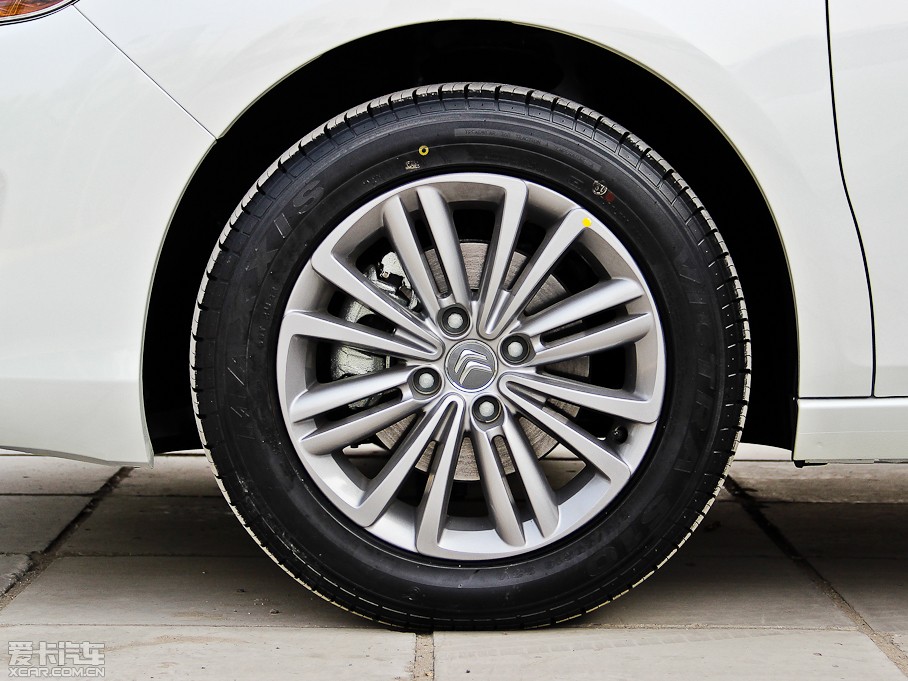 2013ѩFC4L 1.6L քӄ