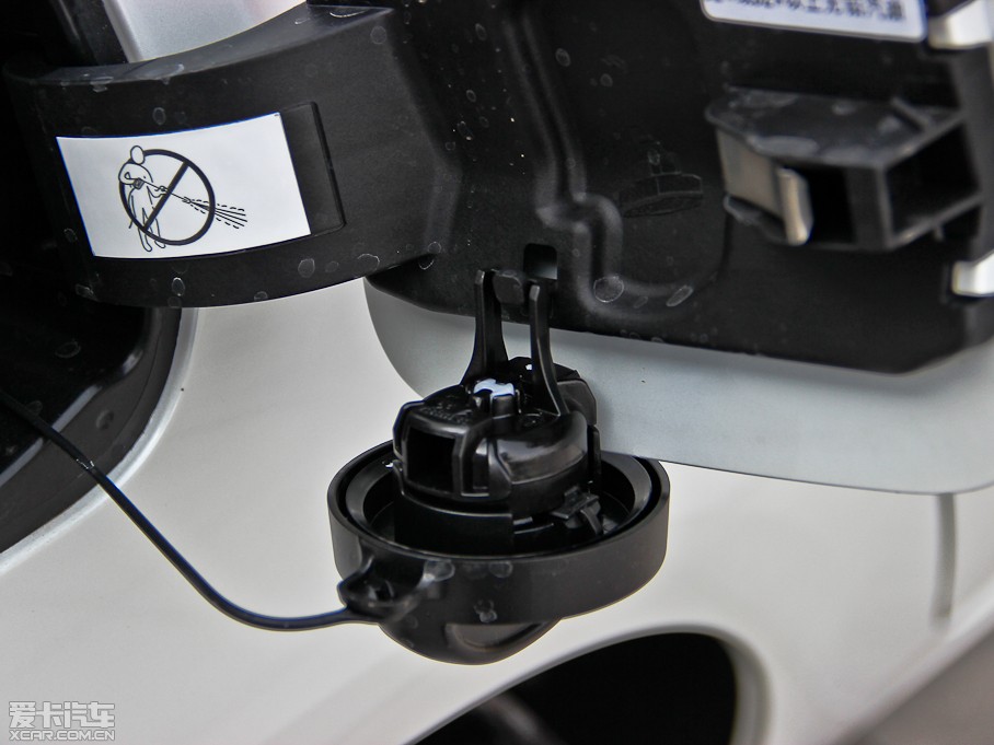 2013ѩFC4L 1.6L քӄ