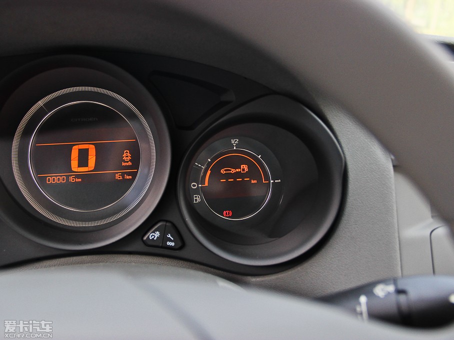 2013ѩFC4L 1.6L քӄ