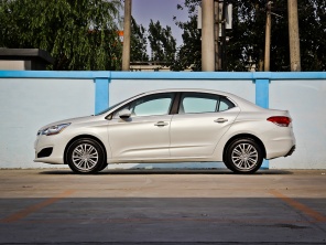 東風雪鐵龍2013款雪鐵龍C4L