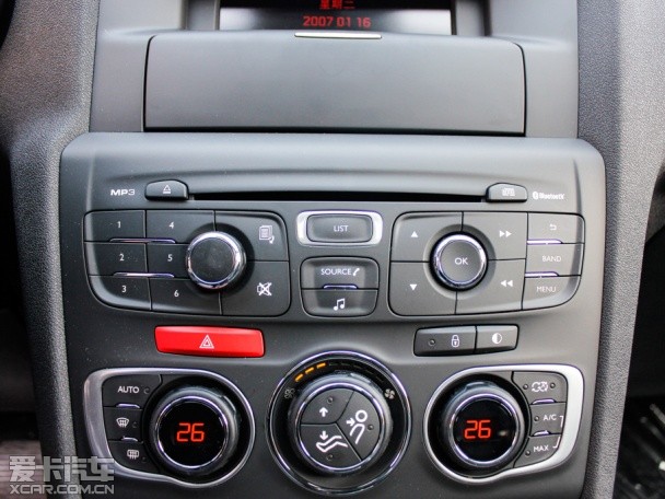 東風雪鐵龍2013款雪鐵龍C4L