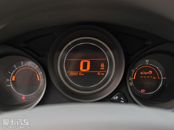 東風雪鐵龍2013款雪鐵龍C4L