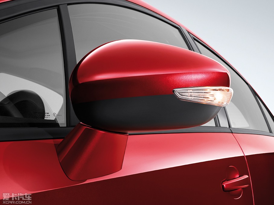 2013������Cross 1.6L �ԄӰ�