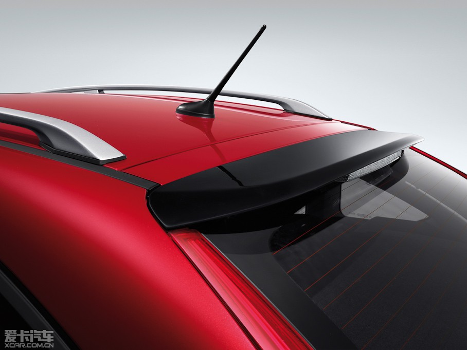 2013������Cross 1.6L �ԄӰ�