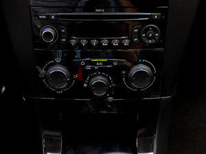 2013Ŀ 1.6L ԄӰ п؅^