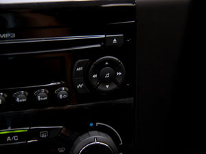 2013Ŀ 1.6L ԄӰ п؅^