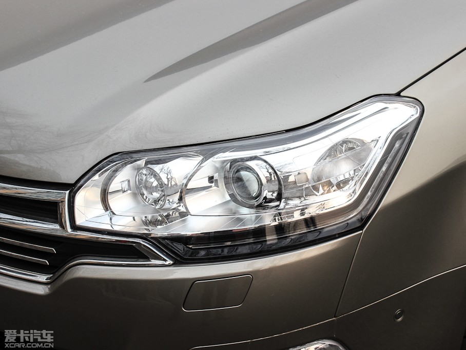 2013��ѩ�F��C5 2.3L �ԄӺ��A��