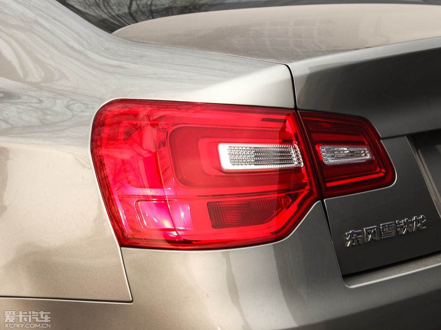 2013ѩFC5 2.3L ԄӺA