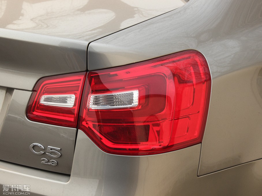 2013��ѩ�F��C5 2.3L �Ԅ�(d��ng)���A��