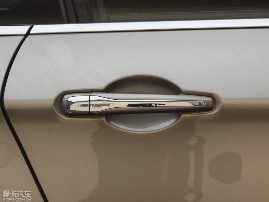 2013ѩFC5 2.3L ԄӺA