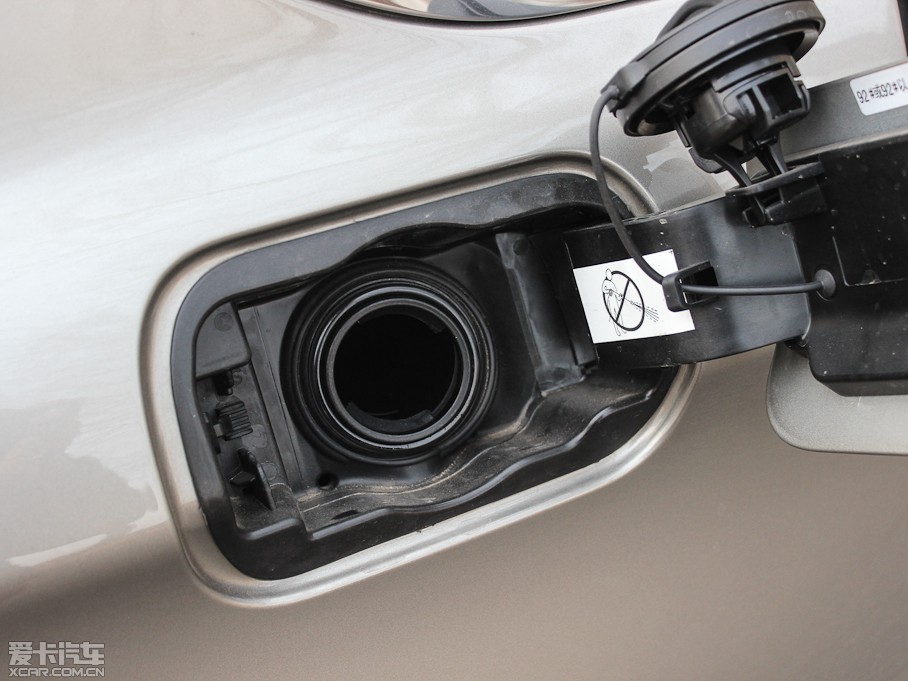 2013ѩFC5 2.3L ԄӺA