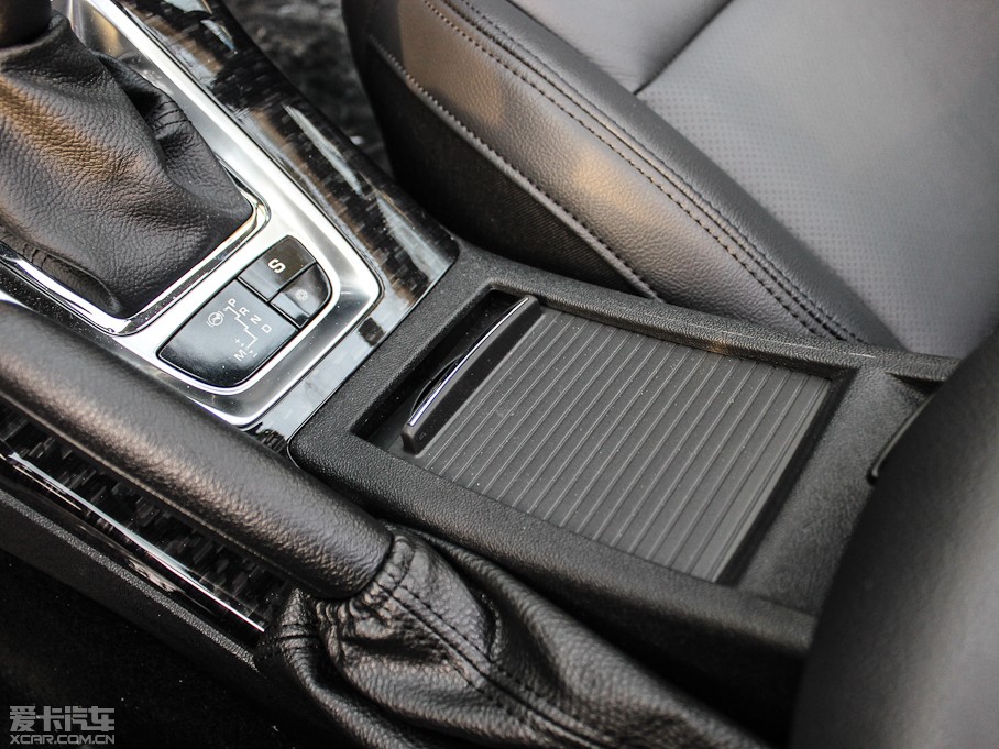 2013ѩFC5 2.3L ԄӺA