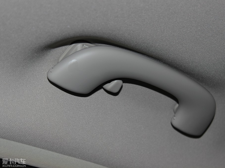 2013��ѩ�F��C5 2.3L �ԄӺ��A��