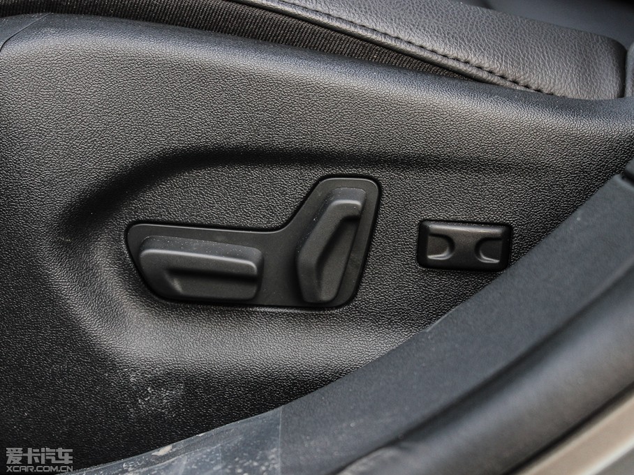 2013ѩFC5 2.3L ԄӺA