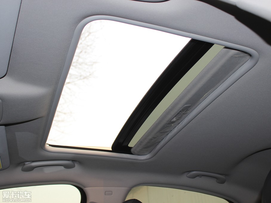 2013ѩFC5 2.3L ԄӺA