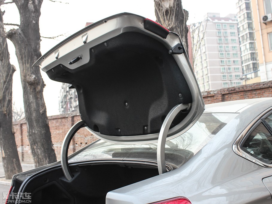 2013ѩFC5 2.3L ԄӺA