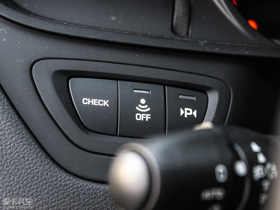 2013ѩFC5 2.3L ԄӺA