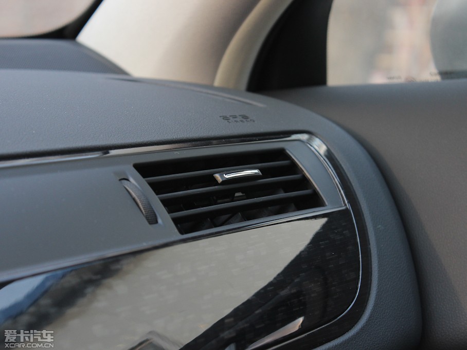 2013ѩFC5 2.3L ԄӺA