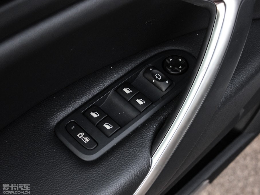 2013ѩFC5 2.3L ԄӺA