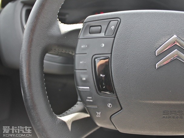 東風(fēng)雪鐵龍2013款雪鐵龍C5