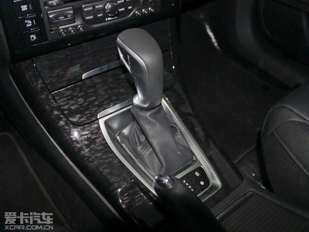 東風雪鐵龍2013款雪鐵龍C5