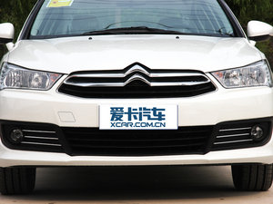 2013款1.6L 自动品享版 中网