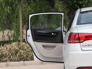 2013款1.6L 自动品享版 左后车门
