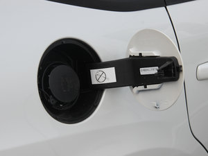 2013款1.6L 自动品享版 其它