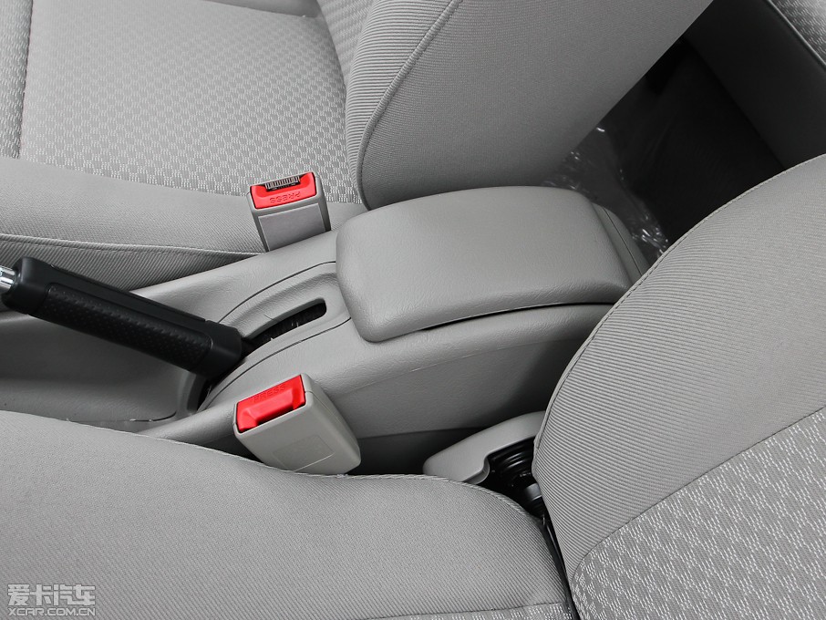 2013������������ 1.6L �քӿƼ����촰��