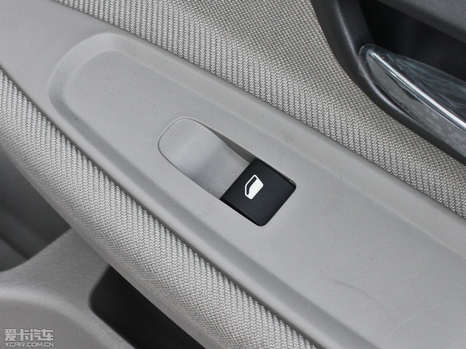 2013(jng)(i) 1.6L Ԅ(dng)F