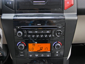 2013款1.6L 自动乐享版 音响调节