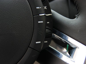 2013款1.6L 自动乐享版 中控区
