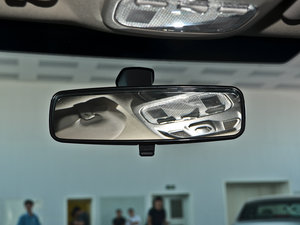 20141.6L ք(dng)m ܇(ni)ҕR