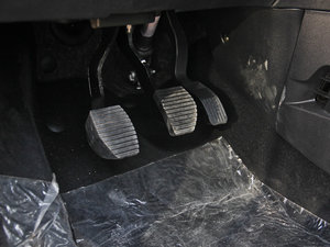 2014Ŀ 1.6L քm п؅^(q)