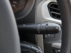 2014Ŀ 1.6L քm п؅^(q)