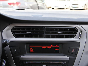 2014Ŀ 1.6L քm п؅^(q)