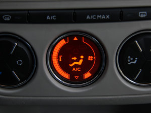 2014Ŀ 1.6L ԄӺA п؅^