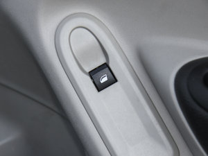 2014Ŀ 1.6L ԄӺA п؅^